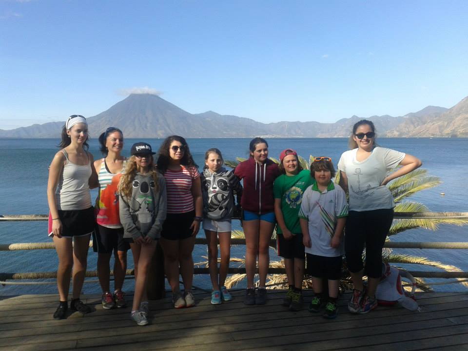 École Vision Beauce devant le Lac Atitlan