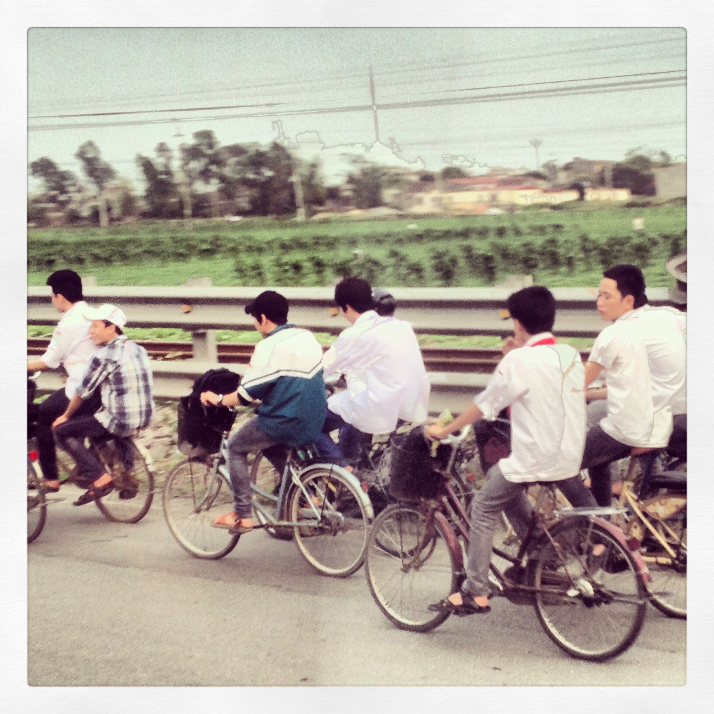 Annick en voyage de familiarisation au Vietnam - Sur la route